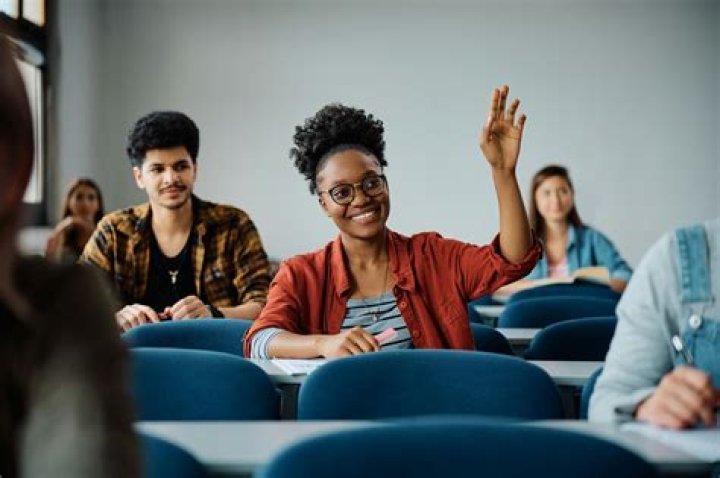 How are life coaching sessions structured?